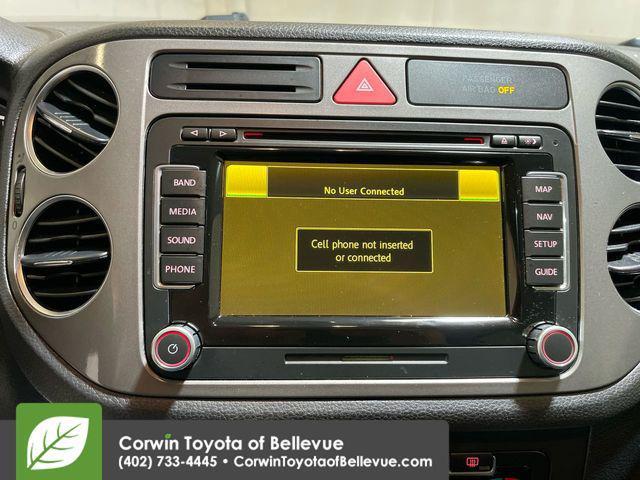 Photo of 2011 Alpine Gray Metallic Volkswagen Tiguan