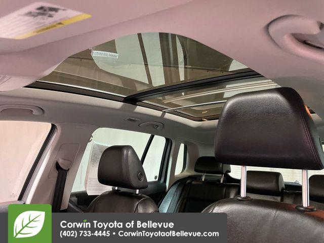 Photo of 2011 Alpine Gray Metallic Volkswagen Tiguan