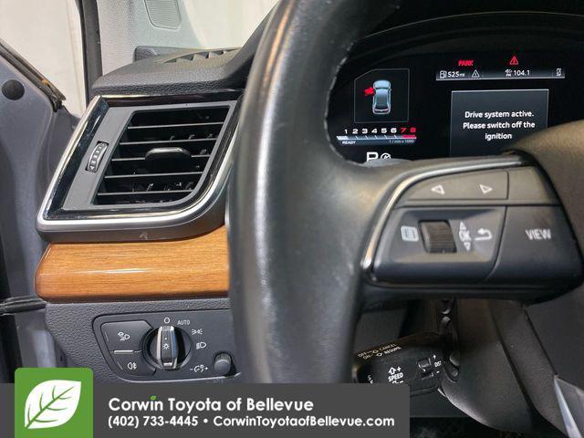 Photo of 2023 Mythos Black Metallic Audi Q5