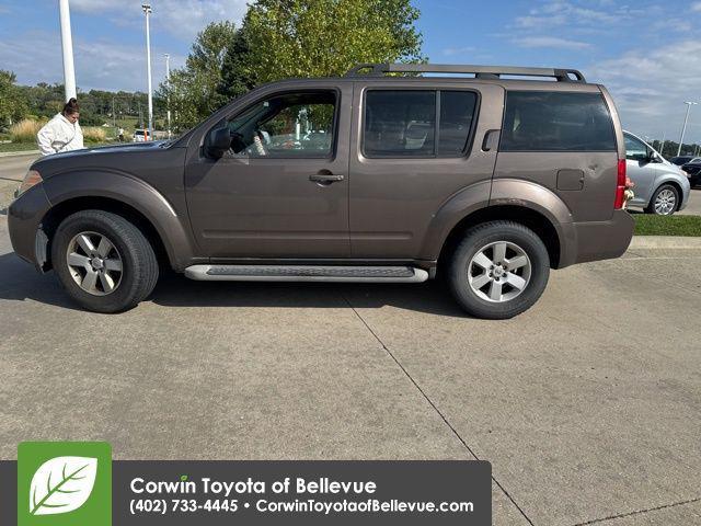 Photo of 2008 Mocha Metallic Nissan Pathfinder