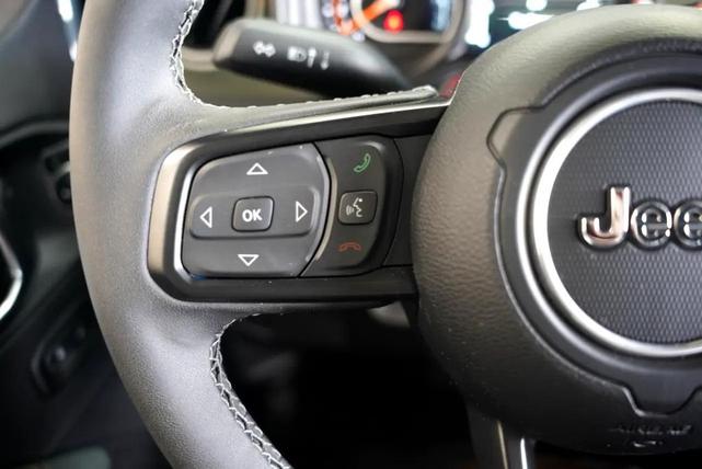 Photo of 2025 Anvil Clearcoat Jeep Gladiator