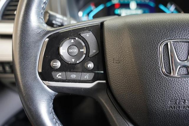 Photo of 2018 Gray Honda Odyssey