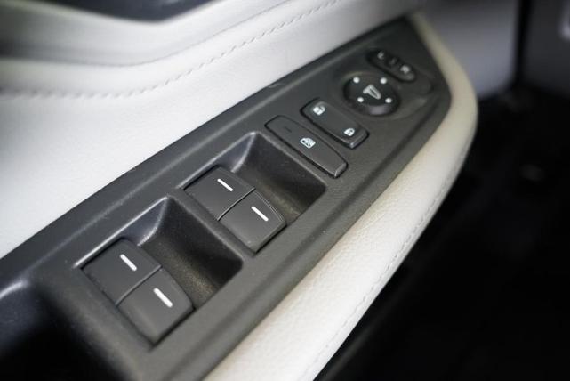 Photo of 2018 Gray Honda Odyssey