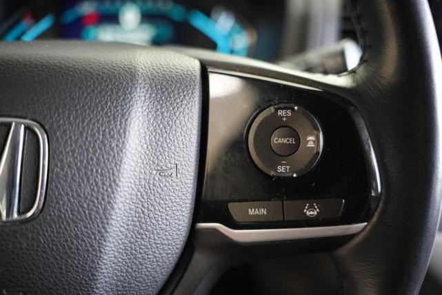 Photo of 2018 Gray Honda Odyssey