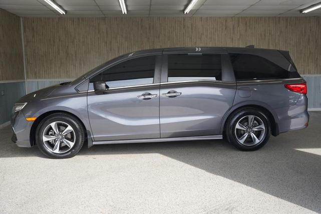 Photo of 2018 Gray Honda Odyssey