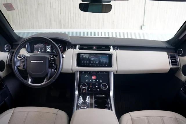 Photo of 2018 Gray Land Rover Range Rover Sport