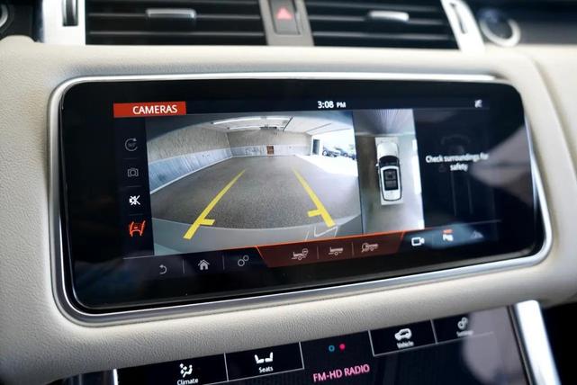 Photo of 2018 Gray Land Rover Range Rover Sport
