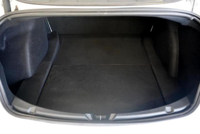 Photo of 2023 Pearl White Multi-Coat Tesla Model 3