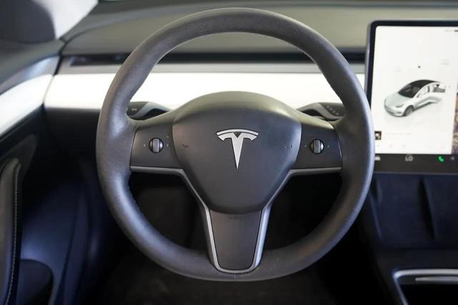 Photo of 2023 Pearl White Multi-Coat Tesla Model 3