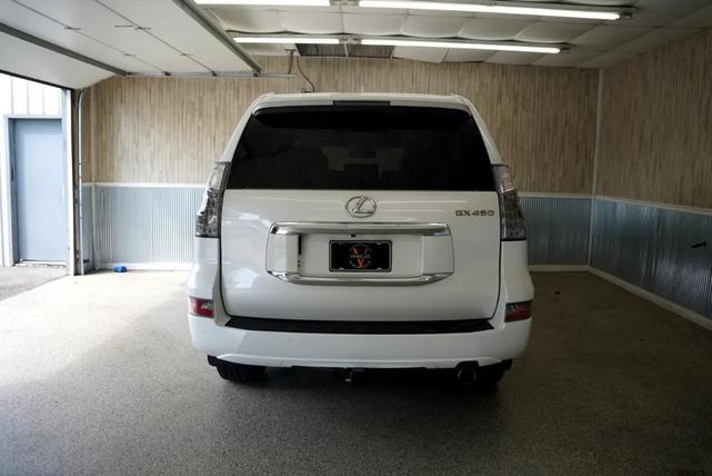 Photo of 2015 Starfire Pearl Lexus GX 460