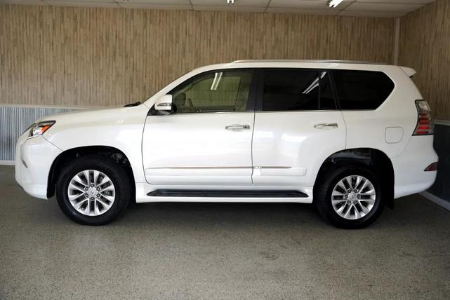 Photo of 2015 Starfire Pearl Lexus GX 460