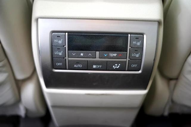 Photo of 2015 Starfire Pearl Lexus GX 460