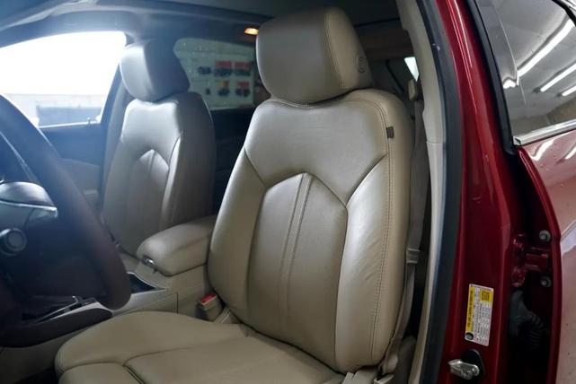 Photo of 2016 Crystal Red Tintcoat Cadillac SRX