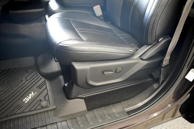 Photo of 2020 Agate Black Metallic Ford F-150