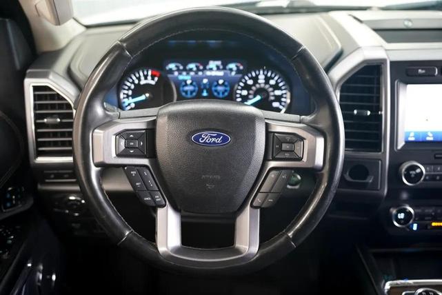 Photo of 2020 Star White Metallic Tri-Coat Ford Expedition Max