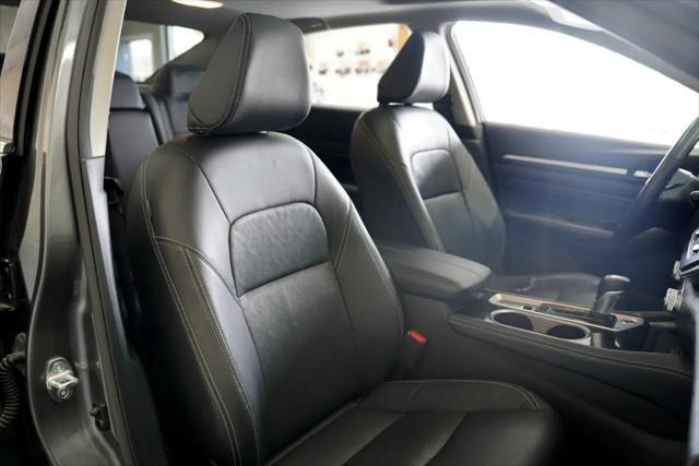 Photo of 2023 Gun Metallic Nissan Altima