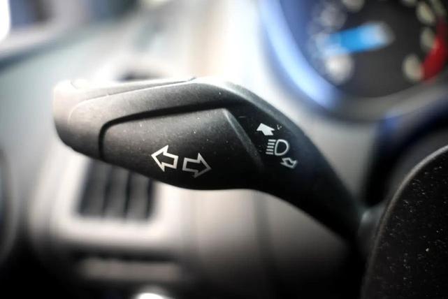 Photo of 2016 Ingot Silver Ford Focus