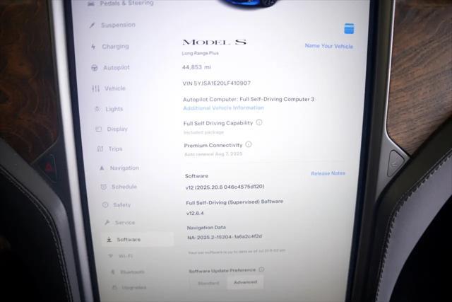 Photo of 2020 Deep Blue Metallic Tesla Model S