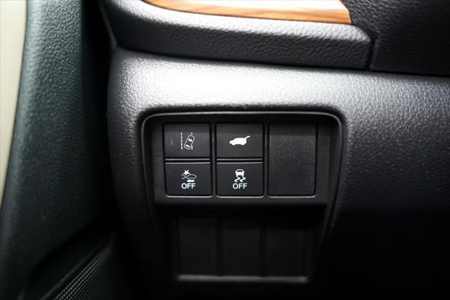 Photo of 2019 Platinum White Pearl Honda CR-V