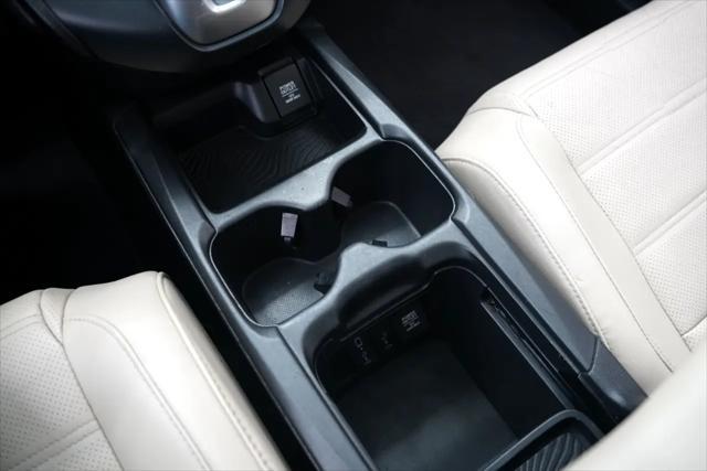 Photo of 2019 Platinum White Pearl Honda CR-V