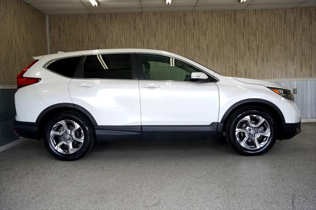 Photo of 2019 Platinum White Pearl Honda CR-V
