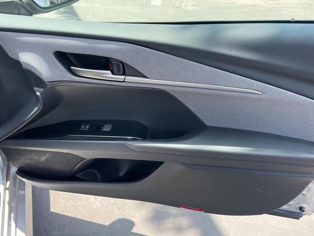Photo of 2025 Celestial Silver Metallic Toyota Camry