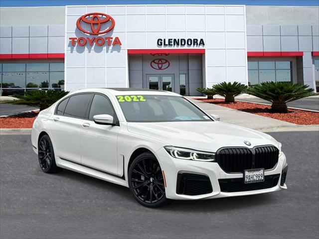 2022 BMW 740