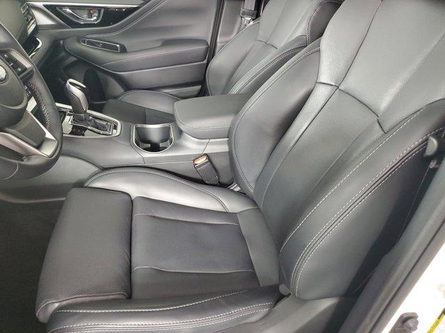 Photo of 2022 Crystal White Pearl Subaru Outback