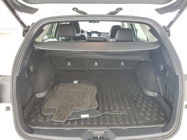 Photo of 2022 Crystal White Pearl Subaru Outback