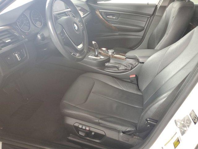 Photo of 2014 Alpine White BMW 328