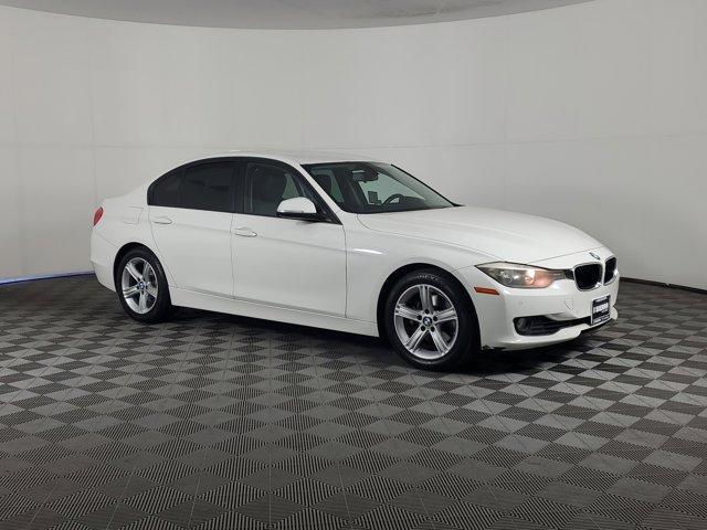 Photo of 2014 Alpine White BMW 328