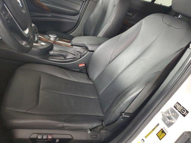 Photo of 2014 Alpine White BMW 328