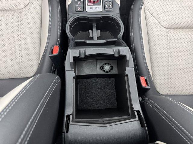 Photo of 2022 Crystal White Pearl Subaru Forester