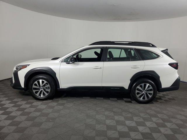 Photo of 2024 Crystal White Pearl Subaru Outback