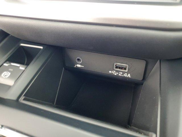 Photo of 2024 Crystal White Pearl Subaru Outback