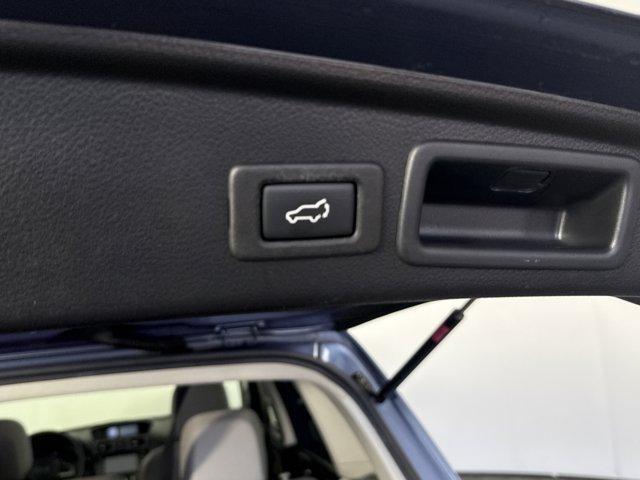 Photo of 2018 Quartz Blue Pearl Subaru Forester