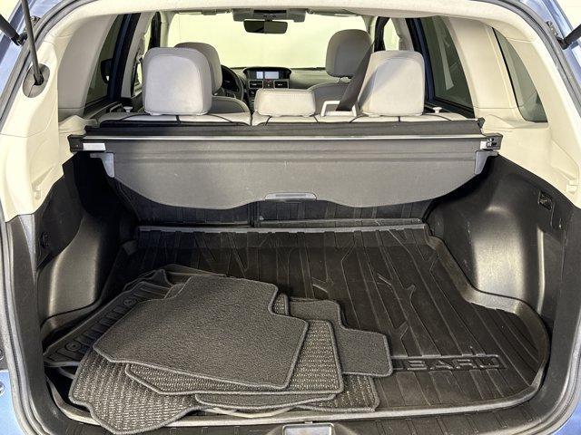 Photo of 2018 Quartz Blue Pearl Subaru Forester