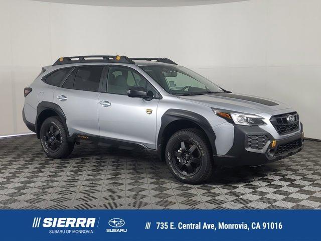 Photo of 2025 Ice Silver Metallic Subaru Outback