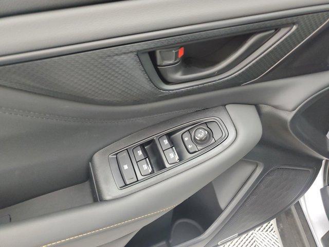 Photo of 2025 Ice Silver Metallic Subaru Outback