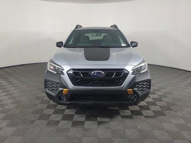 Photo of 2025 Ice Silver Metallic Subaru Outback