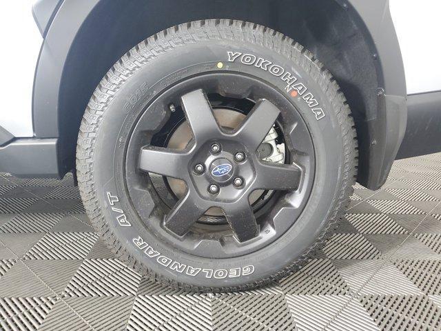 Photo of 2025 Ice Silver Metallic Subaru Outback