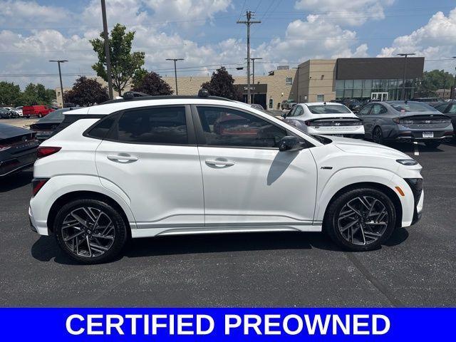 Photo of 2023 Lunar White Hyundai KONA