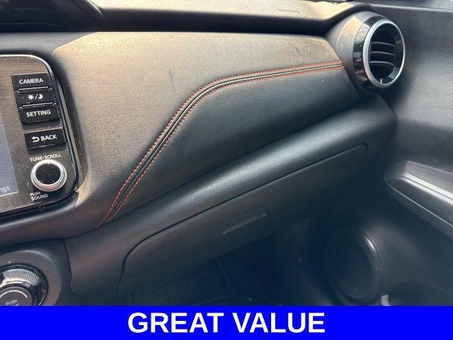 Photo of 2023 Super Black Nissan Kicks