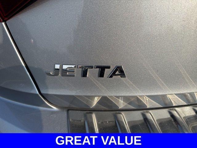 Photo of 2019 Pyrite Silver Metallic Volkswagen Jetta