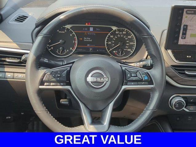Photo of 2023 Brilliant Silver Metallic Nissan Altima