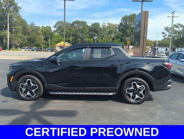 Photo of 2024 Phantom Black Hyundai SANTA CRUZ