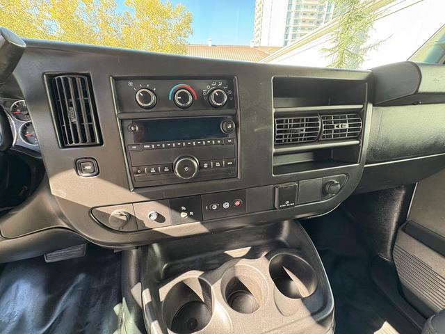 Photo of 2017 Summit White Chevrolet Express 2500