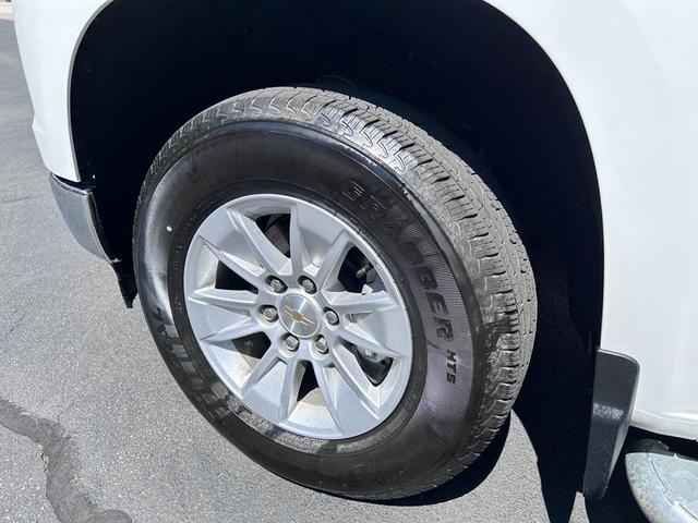Photo of 2024 Summit White Chevrolet Silverado 1500