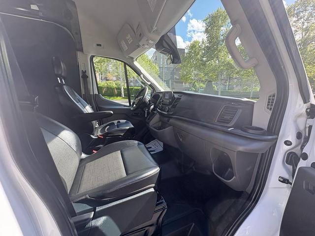 Photo of 2023 Oxford White Ford Transit-250