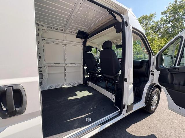 Photo of 2025 Bright White Clearcoat RAM ProMaster 2500